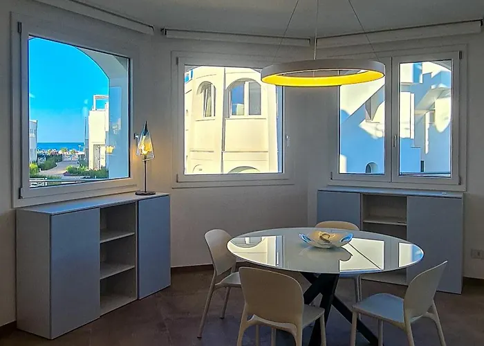 White Oasis - Piscina E Ombrellone In Seconda Fila Incluso